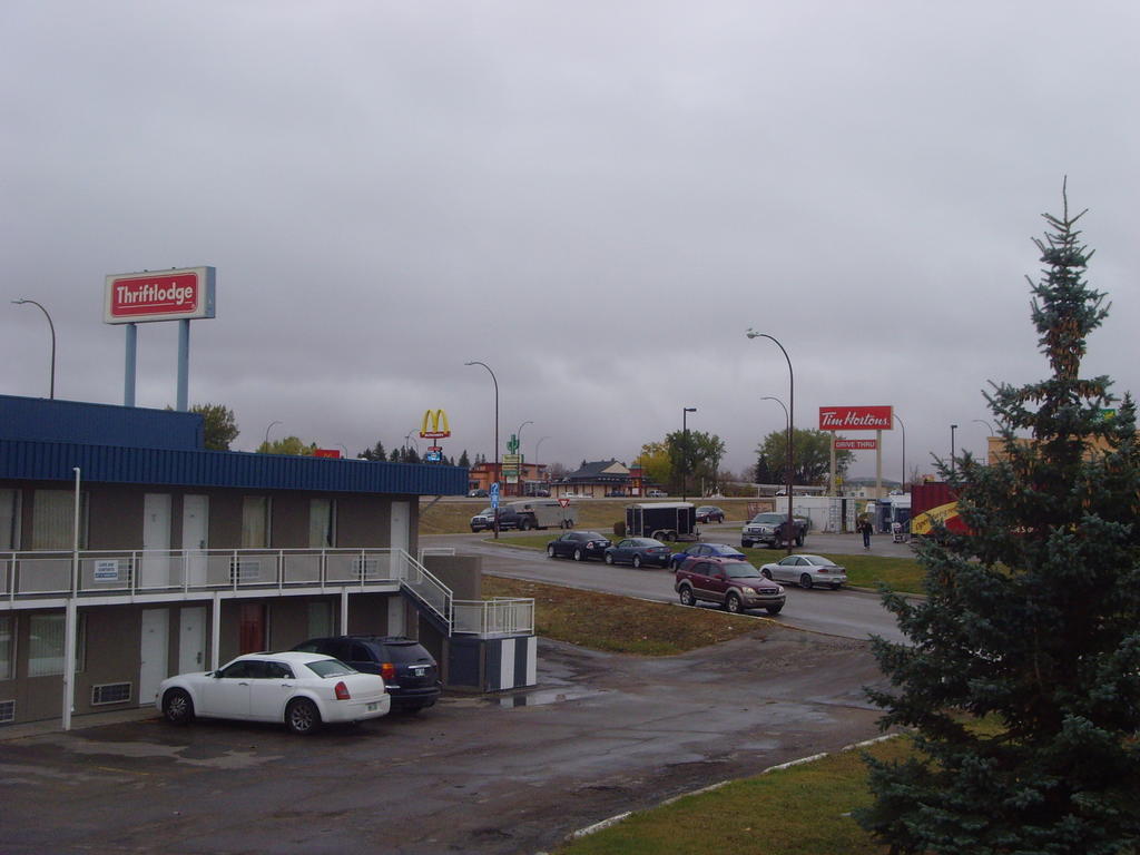 Hotel Skyview Swift Current Esterno foto